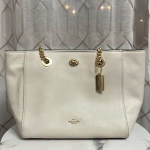 Coach Turnlock Chain Tote Off White